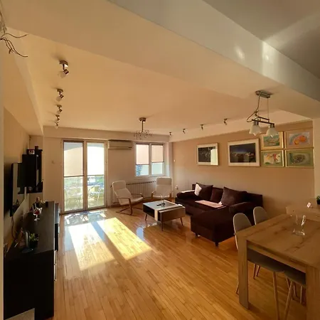 Velvet Living Luxury Apartment *